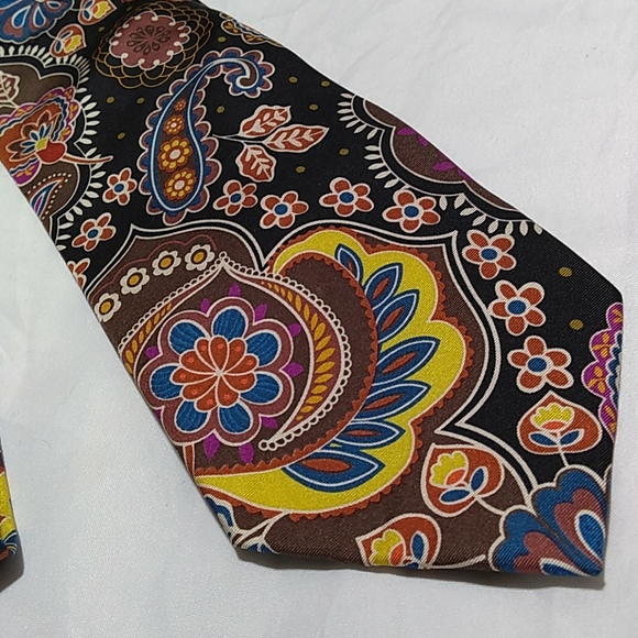 NWOT Vera Bradley Silk Tie - Picture 5 of 8